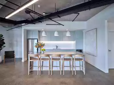 16 Stephenson Street