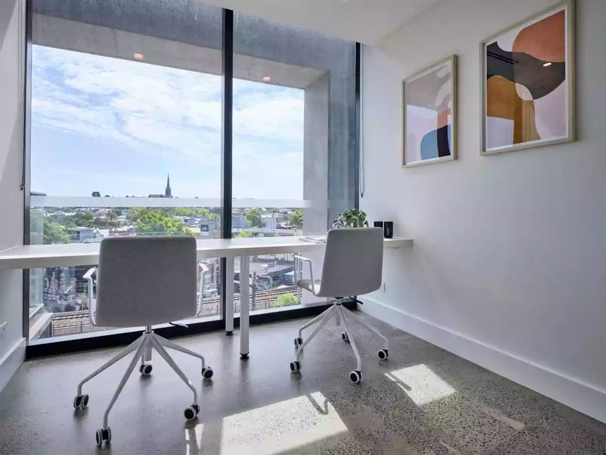 16 Stephenson Street