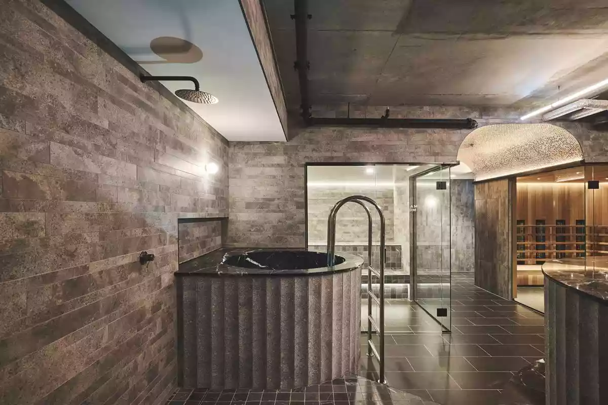 16 Stephenson Street